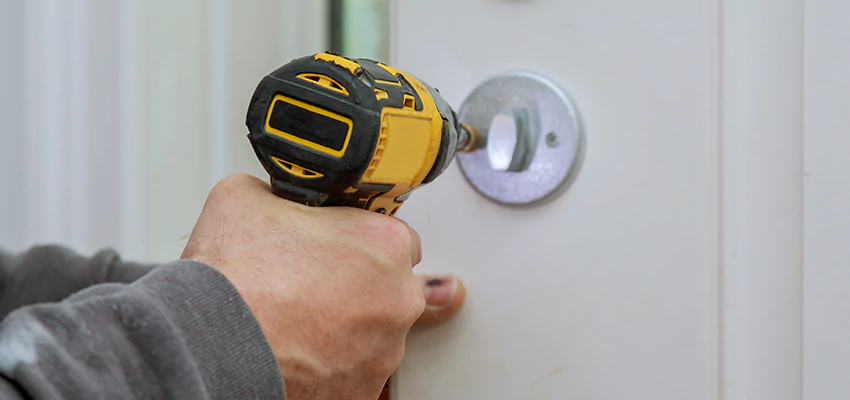 Street Locksmith For Smart Lock Repair in Perth, WA